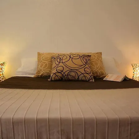 Arte Vida מלון 3*