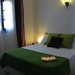 Hotel Arte Vida 3*